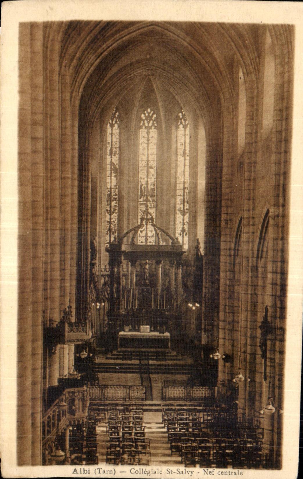 Cubo colegial de la central del St Salvy de CPA Albi el Tarn