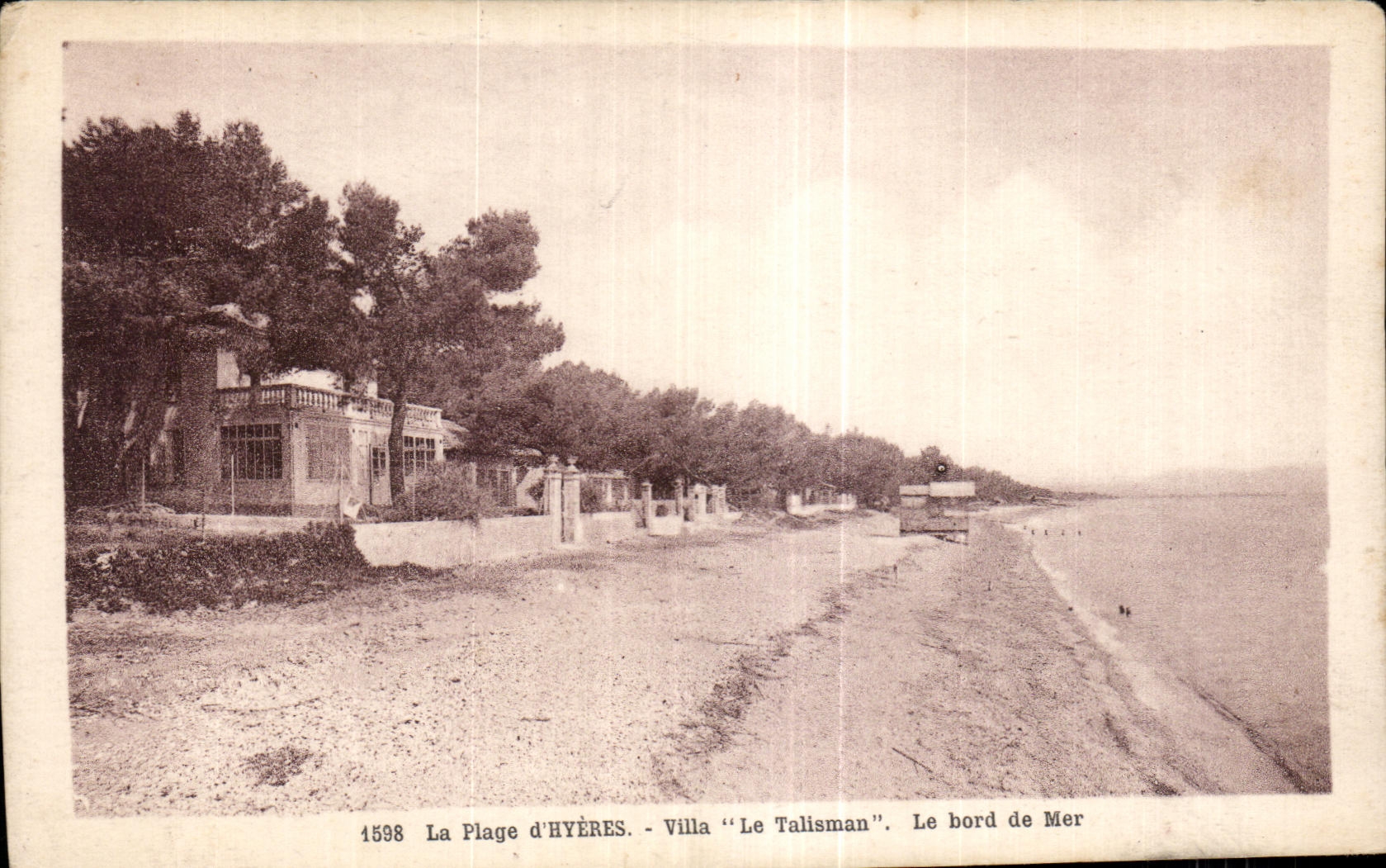 CPA La Plage d Hyeres Villa Le Talisman le bord de mer