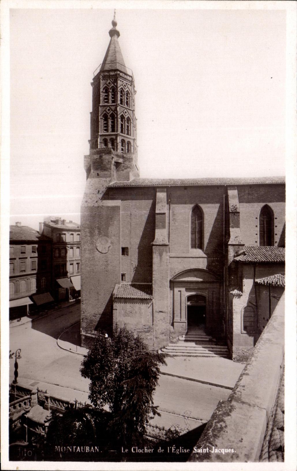 CPA Motaubaun the Bell-tower of I Church Saint Jacques