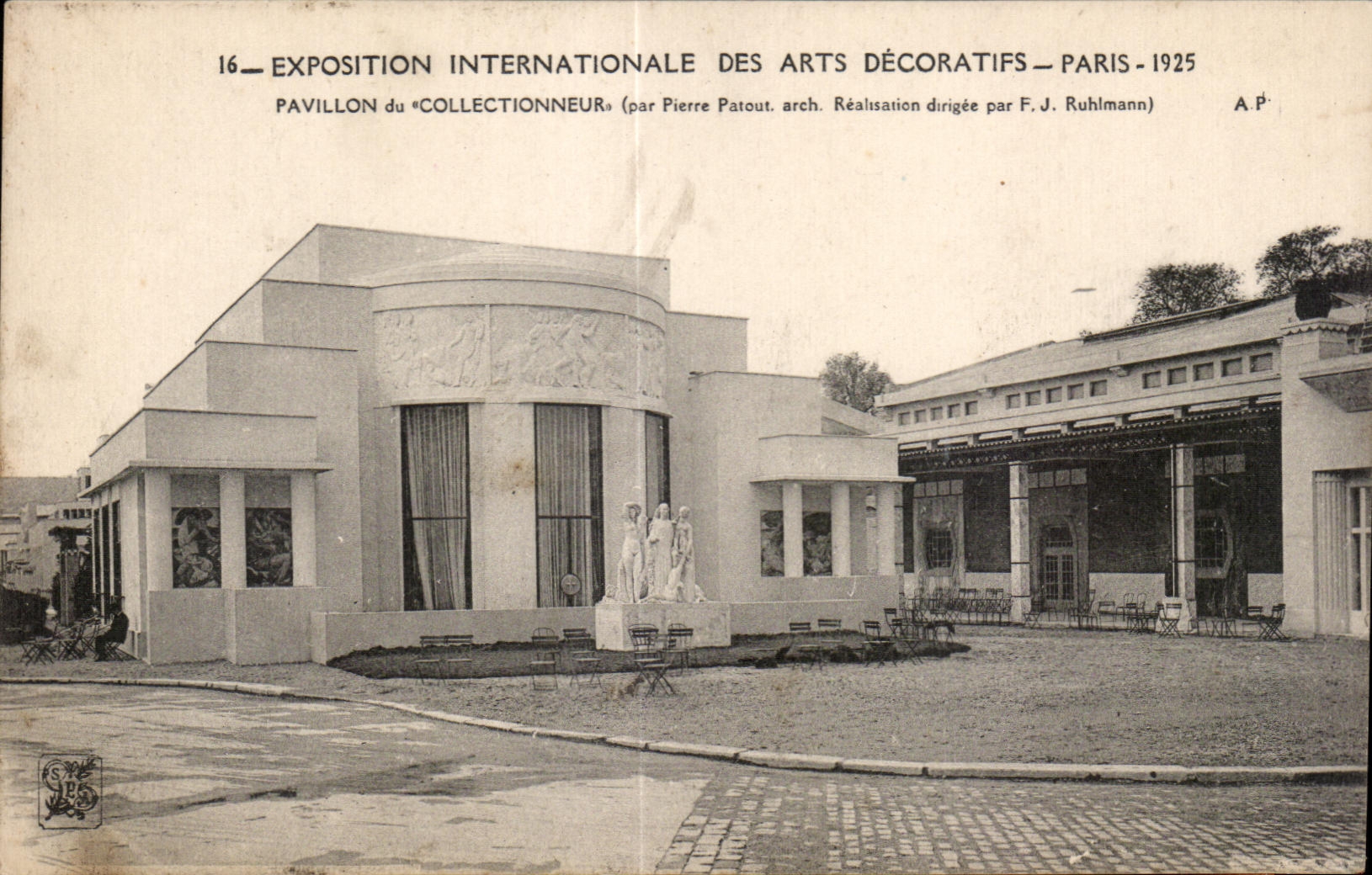 CPA Paris Exposition Internationale des Arts Decoratifs 1925 Pavillon du Collectionneur 