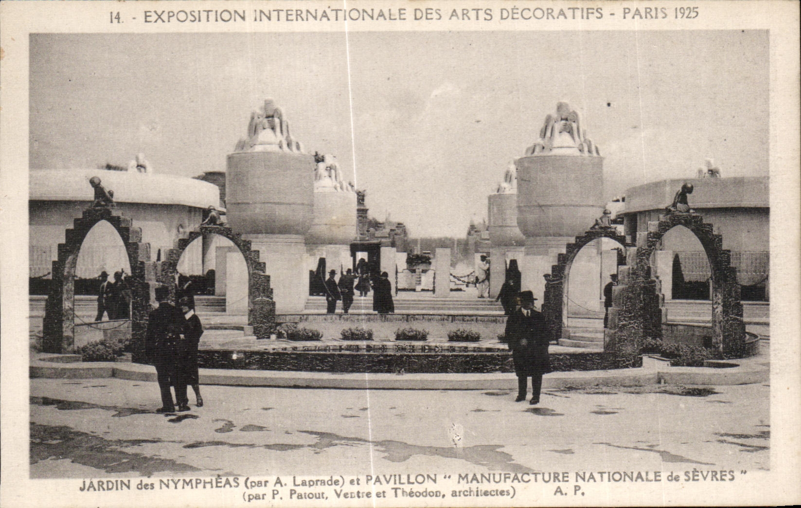 CPA Exposition Internationale des Arts Decoratifs Paris 1925 Jardin des Nympheas