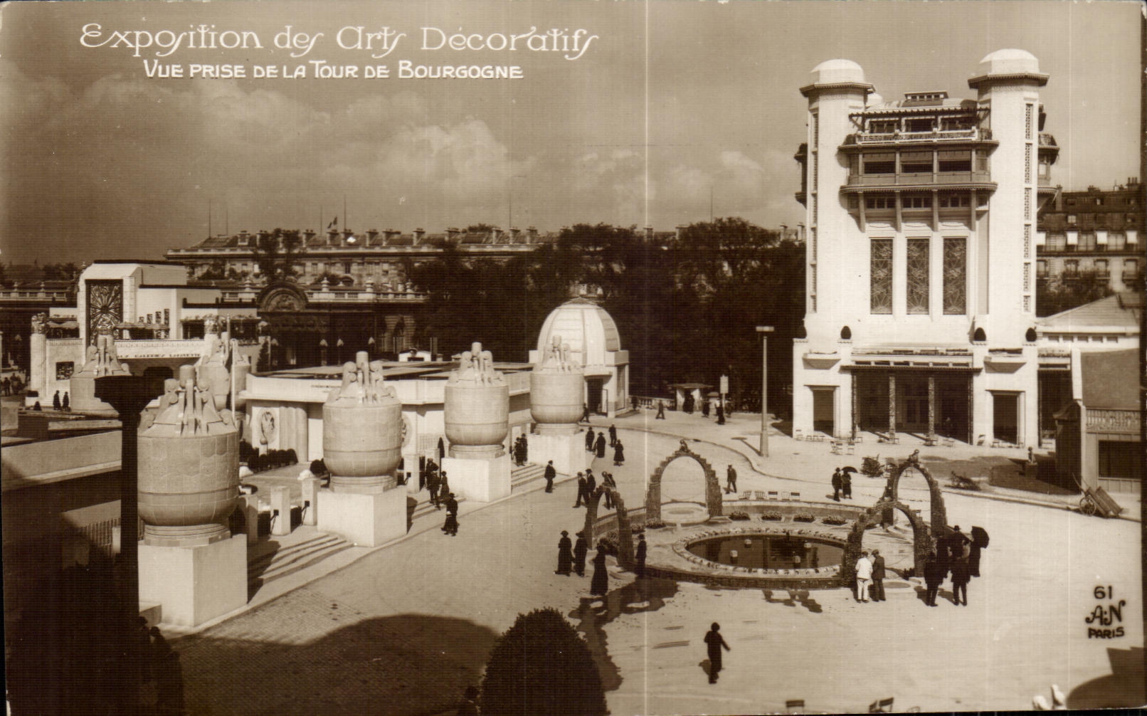 CPA Musee des Arts Decoratifs Vue Prise De la Tour de Bourgogne
