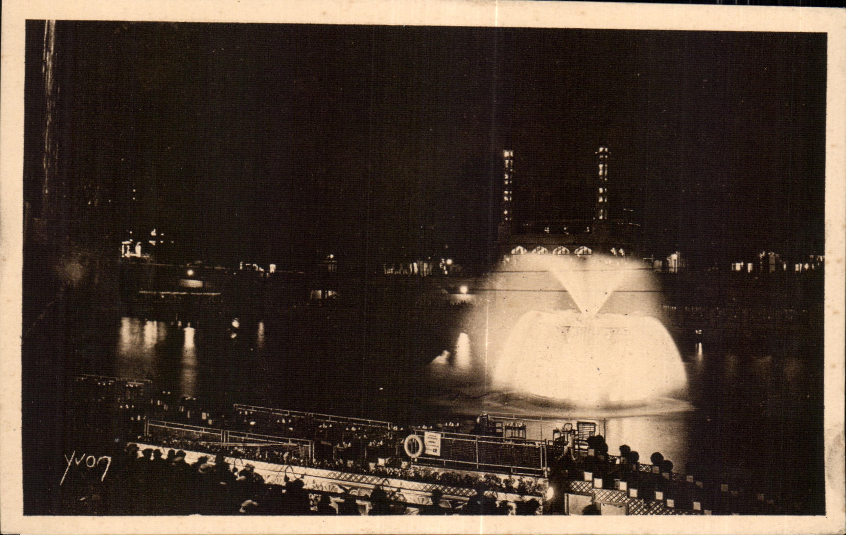 CPA Exposition Paris Des Arts Decoratifs Fontaine lumineuse