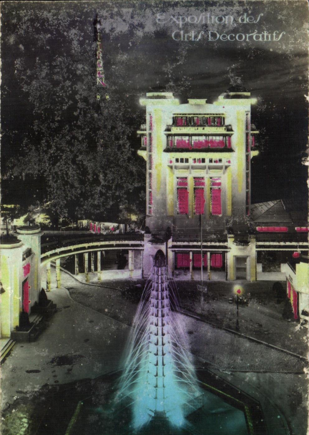 CPA Exposition des arts Decoratifs Tour Eiffel la nuit