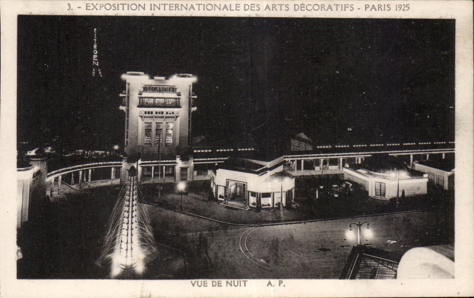 CPA Exposition Internationale des arts Decoratifs Paris 1925 Vue de NUIT Tour Eiffel Citroen 