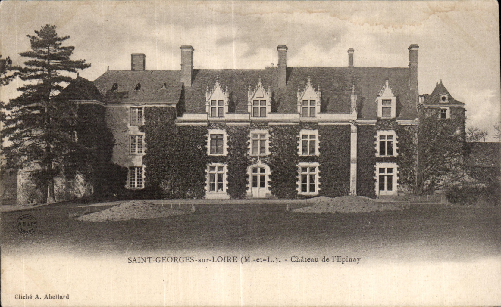CPA Saint Georges sur Loire Chateau de l Eplnay