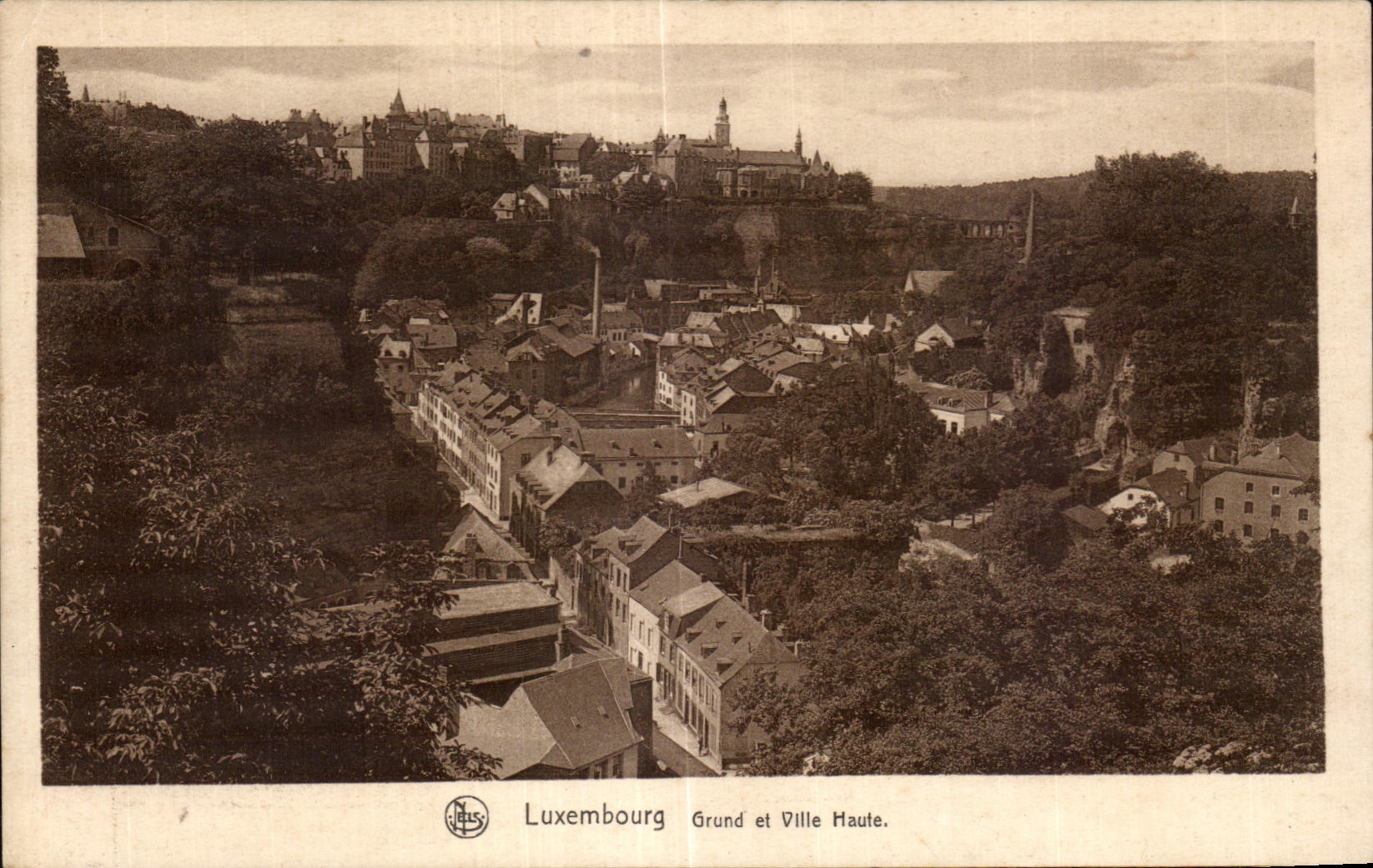 CPA Luxemburg Grund and Ville High