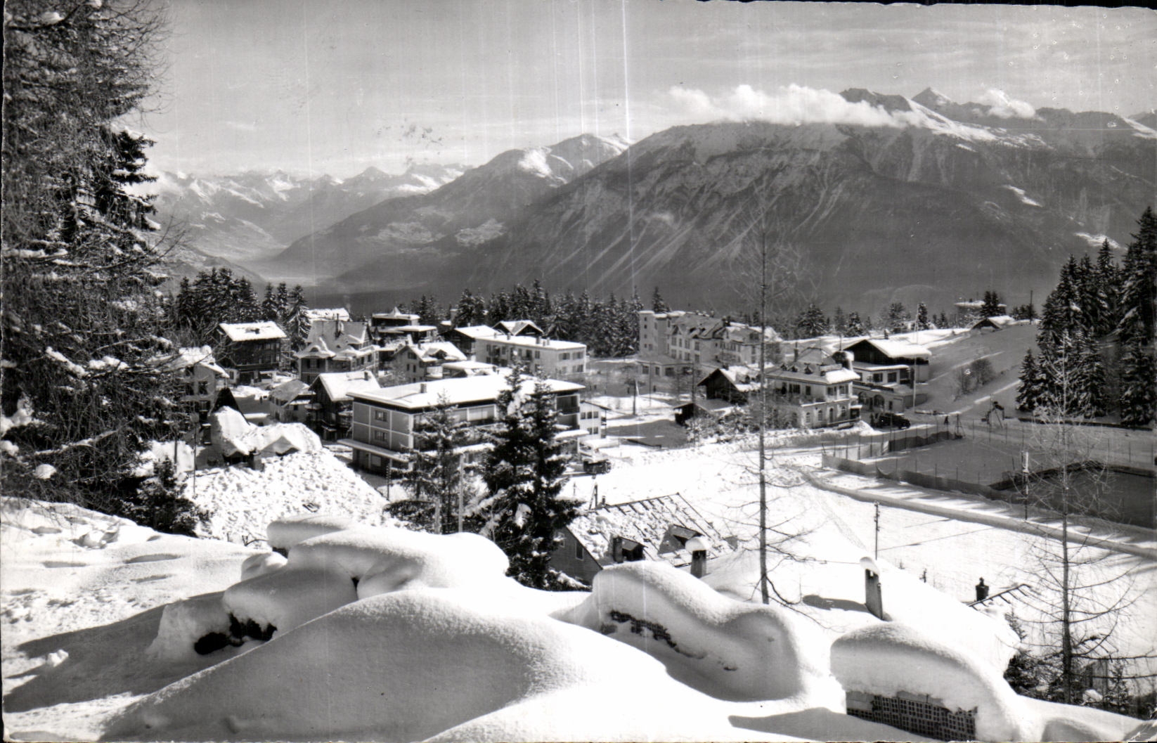 CPSM Suisse Montana et les Alpes Valaisannes