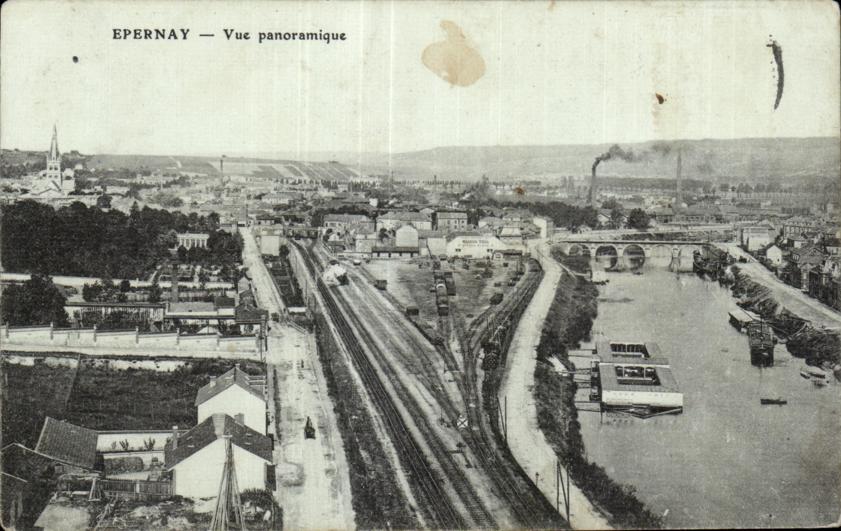 CPA Epernay Panoramic View Train
