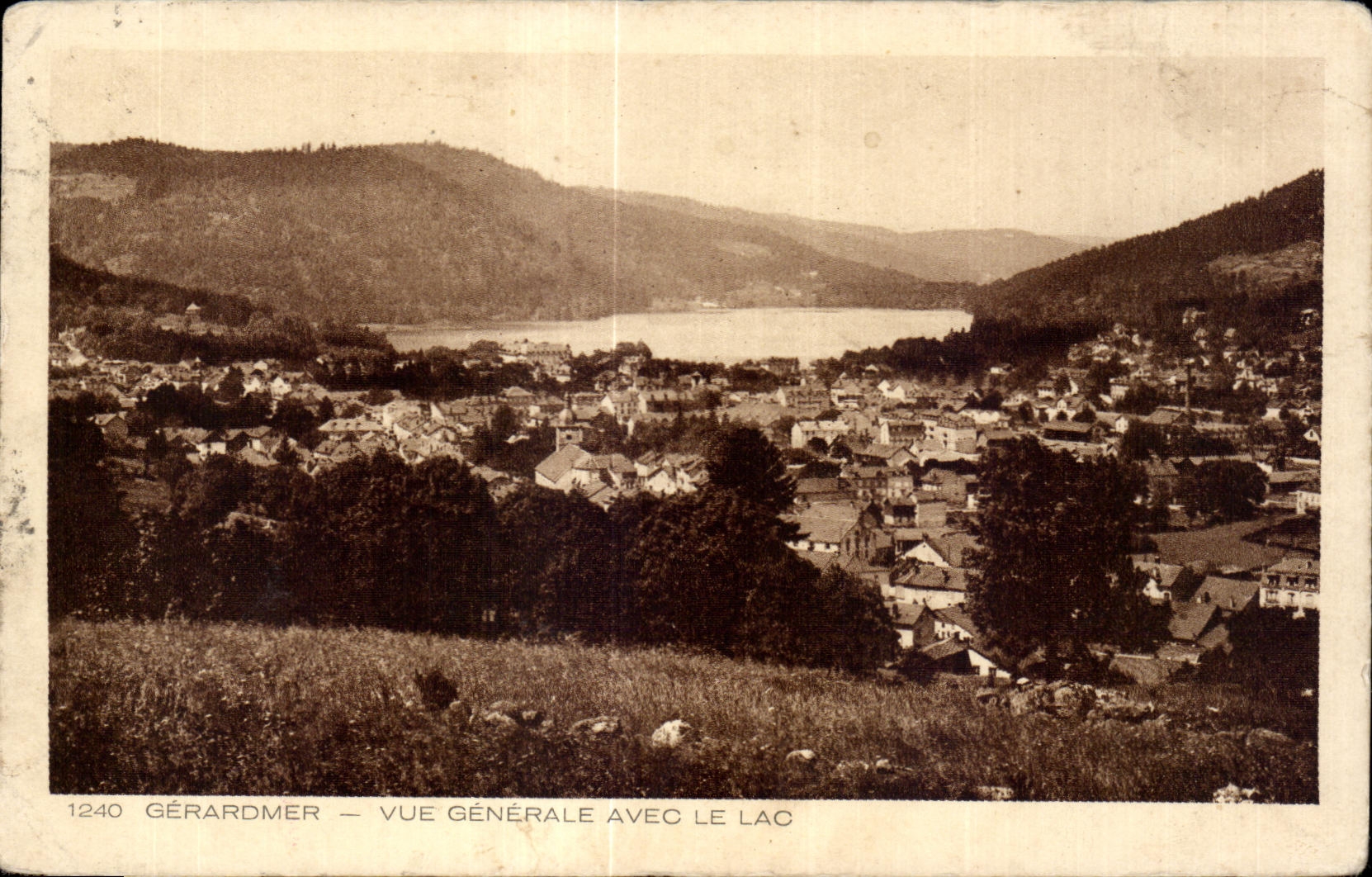 Gerardmer vue Generale avec le Lac