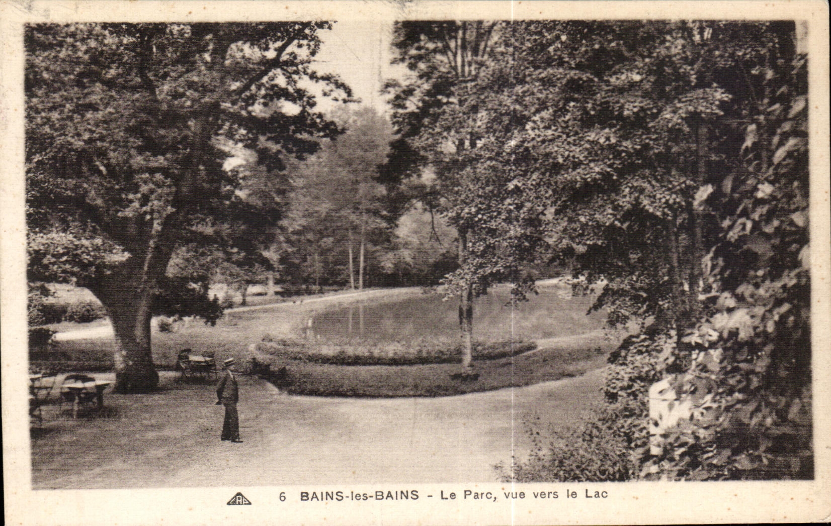 CPA Baths les Bains the Park Seen the Lake