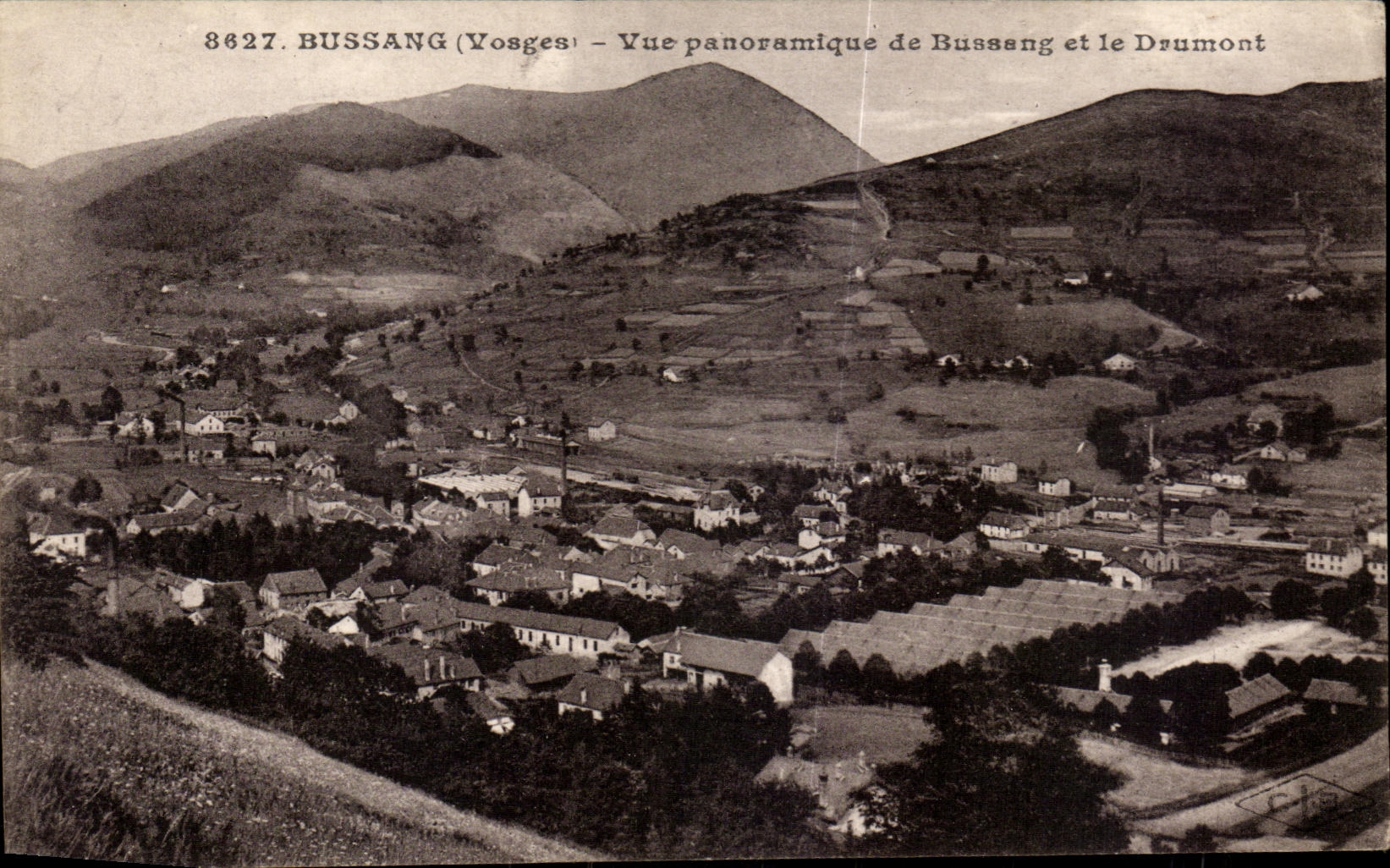 CPA Bussang (Vosges) Vue Panovamique de Bussang et la Daumont