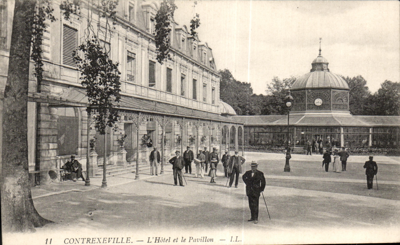 CPA Contrexeville Hotel and the House