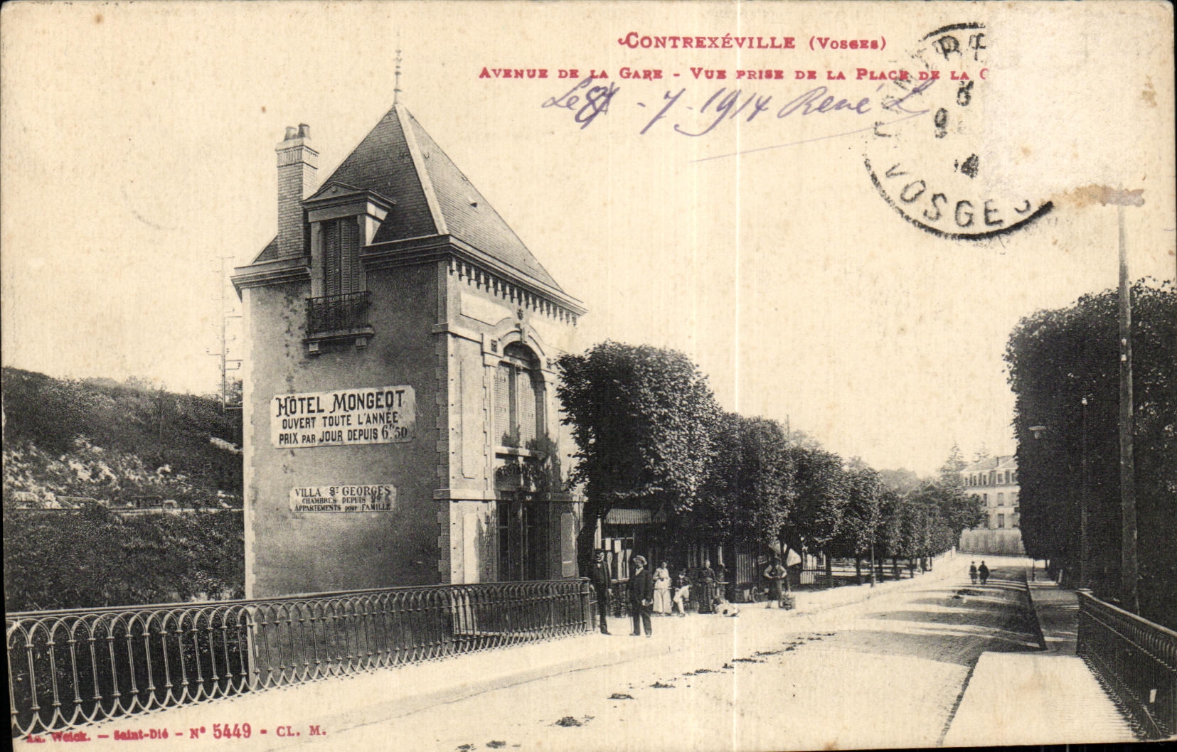 CPA Contrexeville (the Vosges) Which occurred Of the Station Seen from Of the Beach Of the Mongeot Hotel