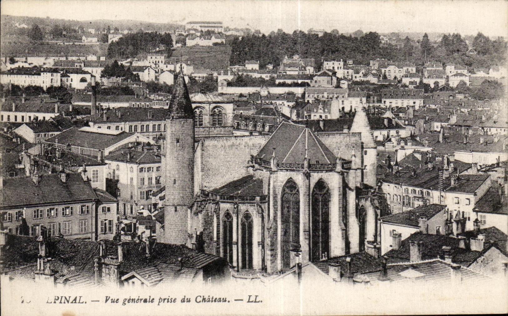 CPA Epinal Vue generale prise du Chateau