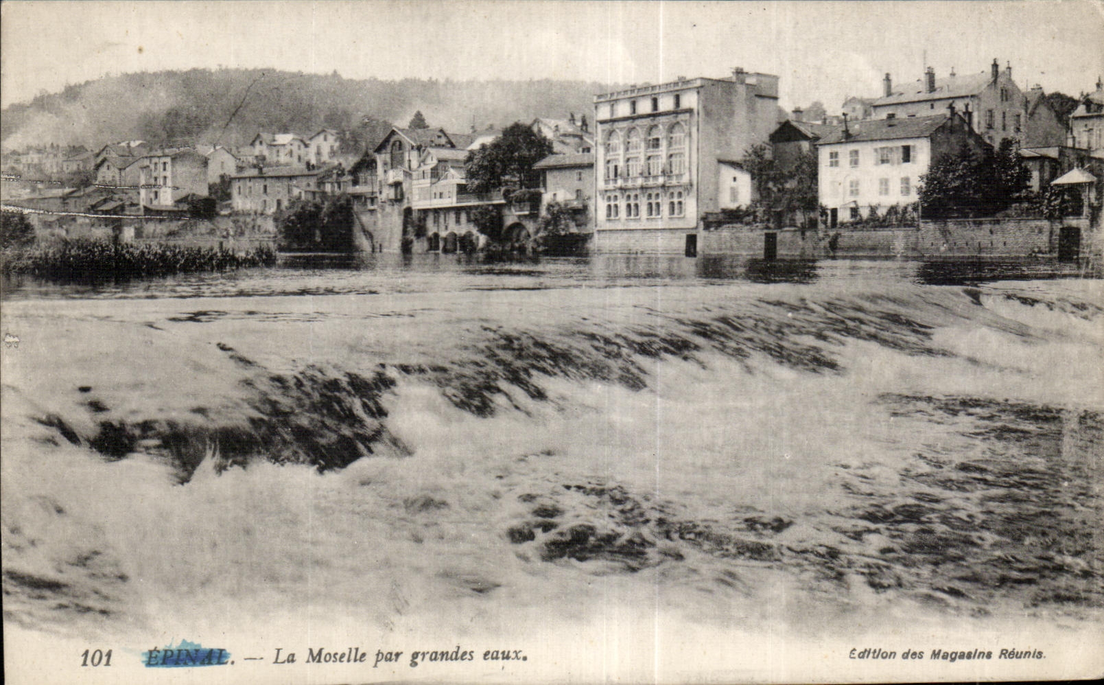 CPA Epinal La Moselle par grandes eaux