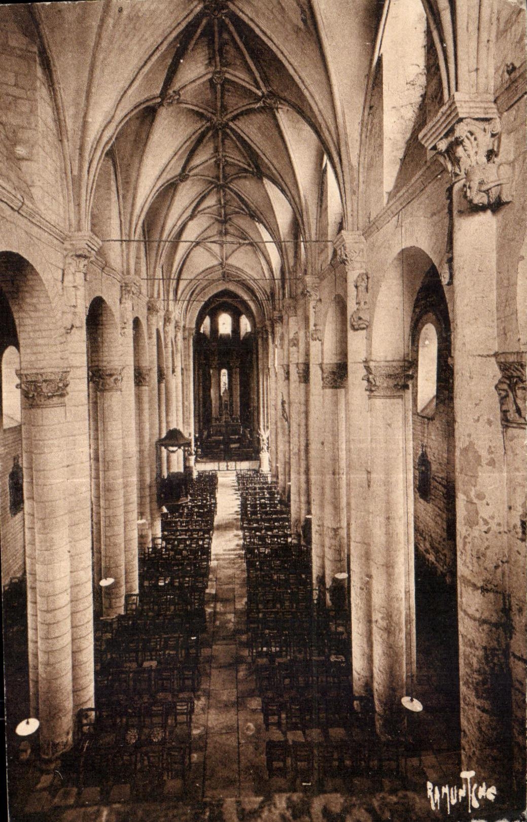 CPA Airvault (Two Separate) Church Saint Pierre Autrefeis dependence an abbey founded in