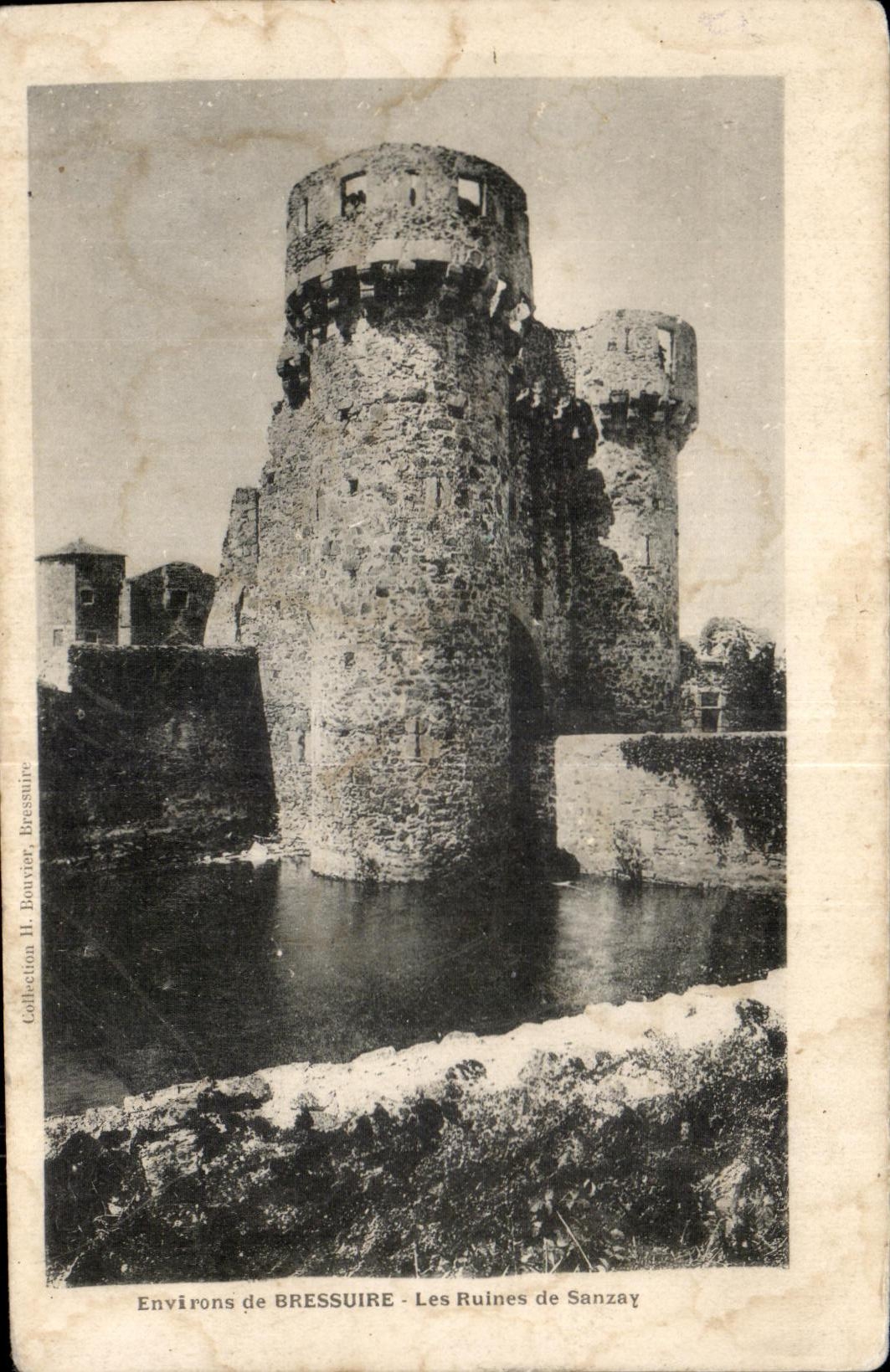 CPA Surroundings of Bressuire Ruins of Sanzay