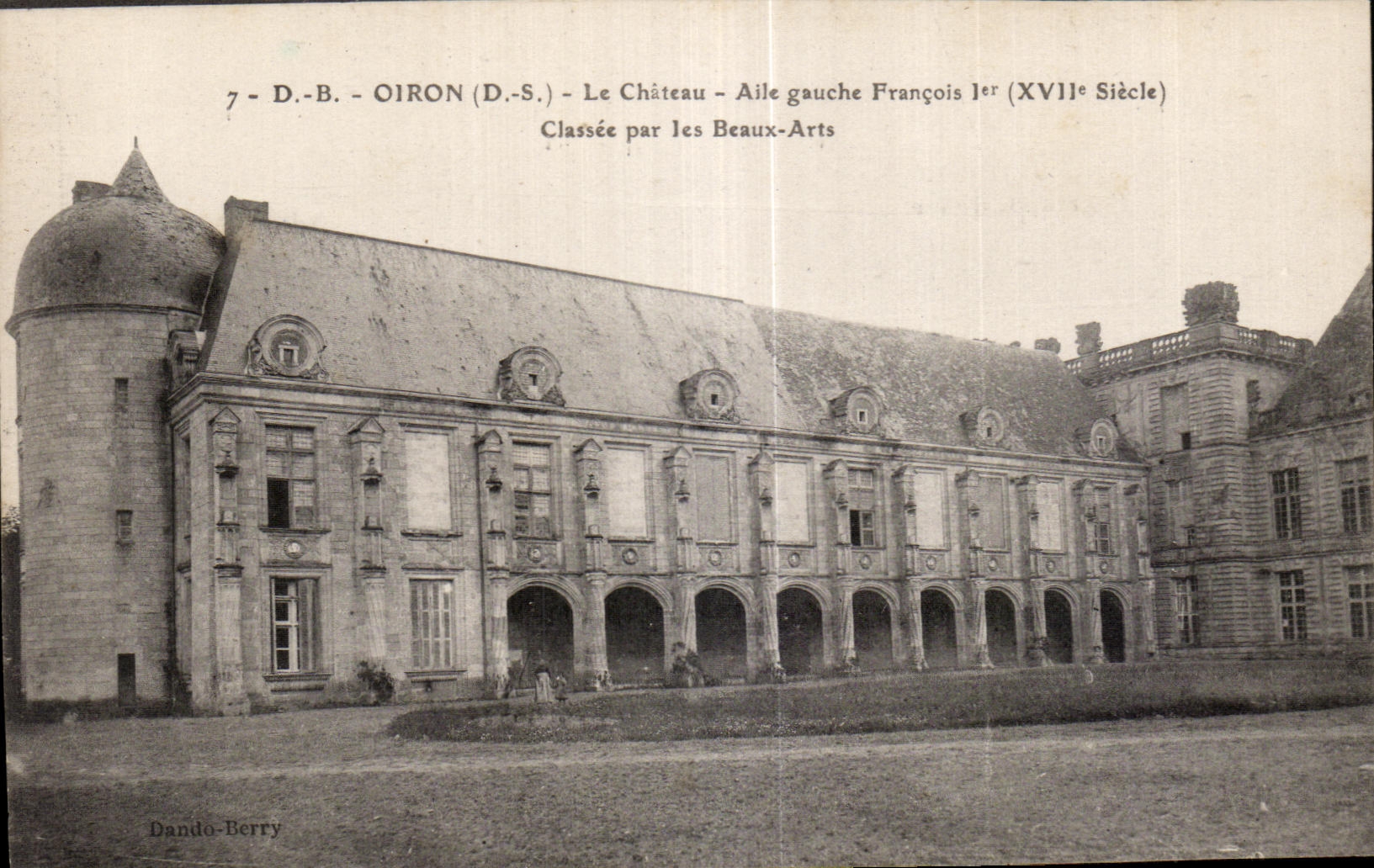 CPA Oiron la izquierda Francois I (XVII siglo) Classee del castillo por artes hermosos