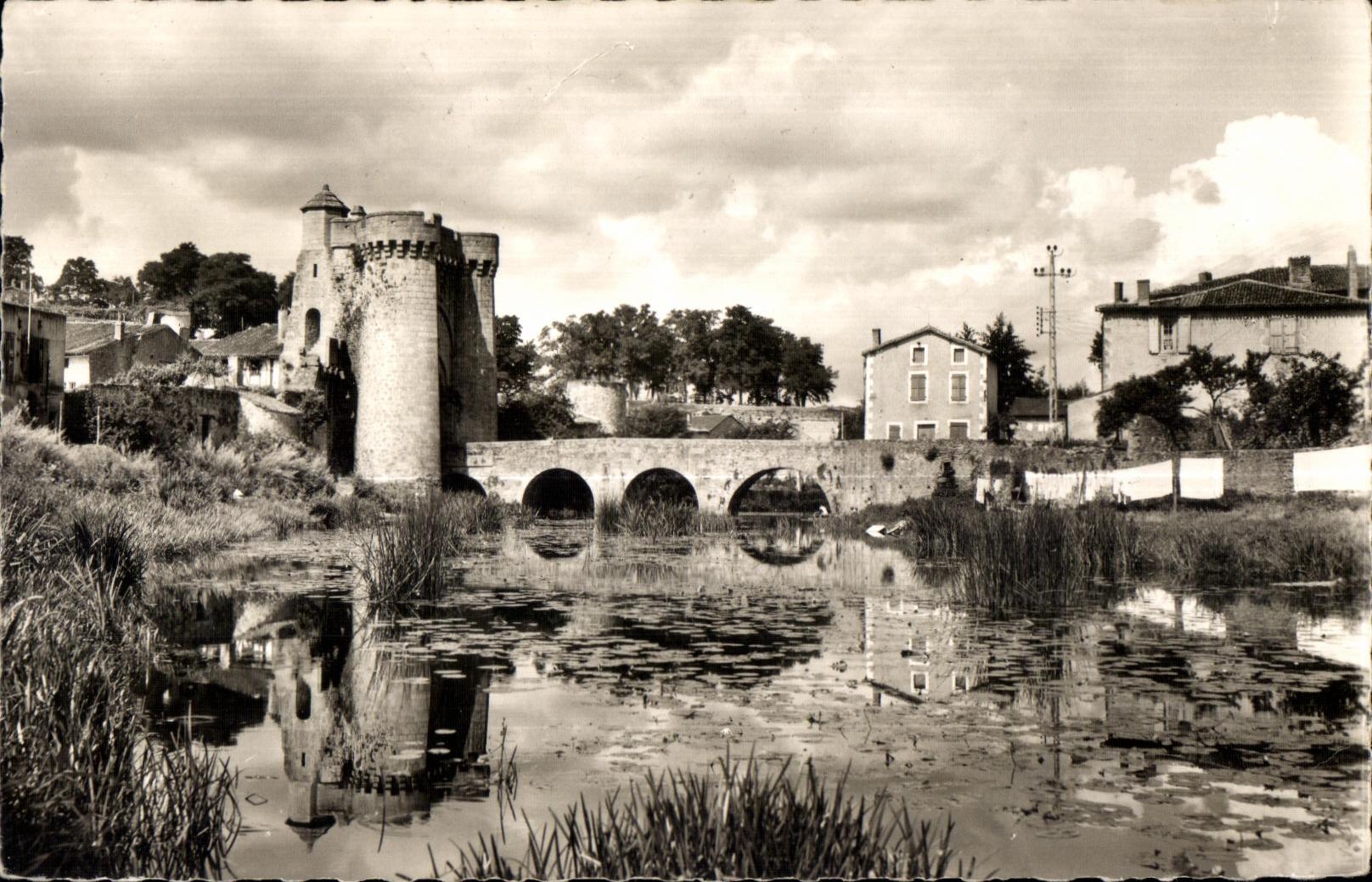 CPA Parthenay the Tower Saint Jacques and Thouet