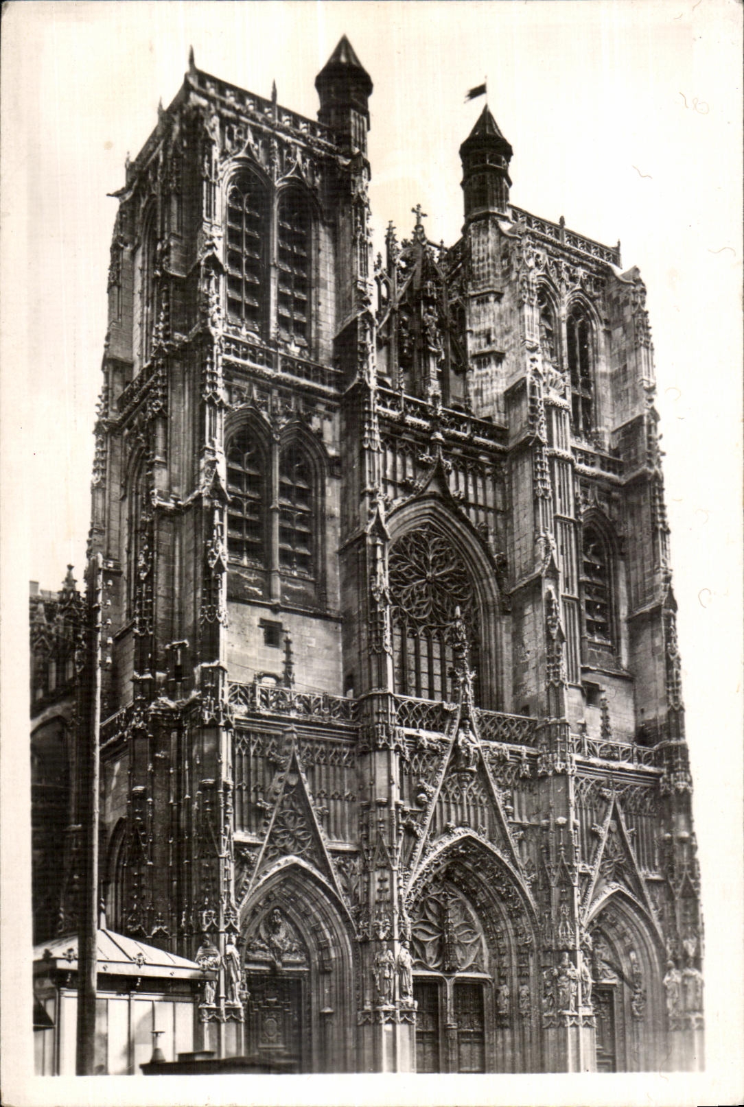 Abbeville - the Cathedral - CPA