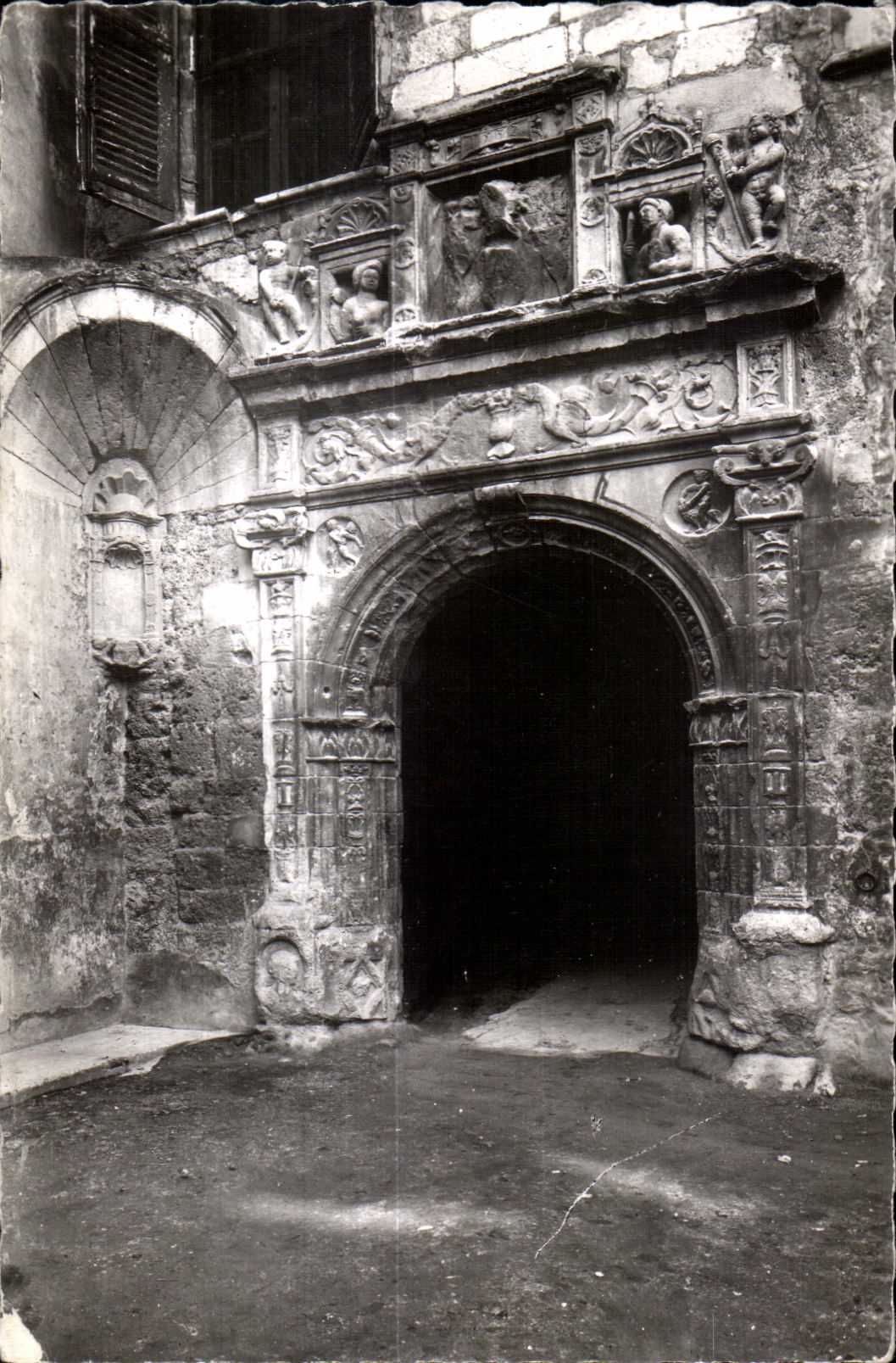 Barjols - Ancient Gate of the House of the Marquis de Ponteves - CPA