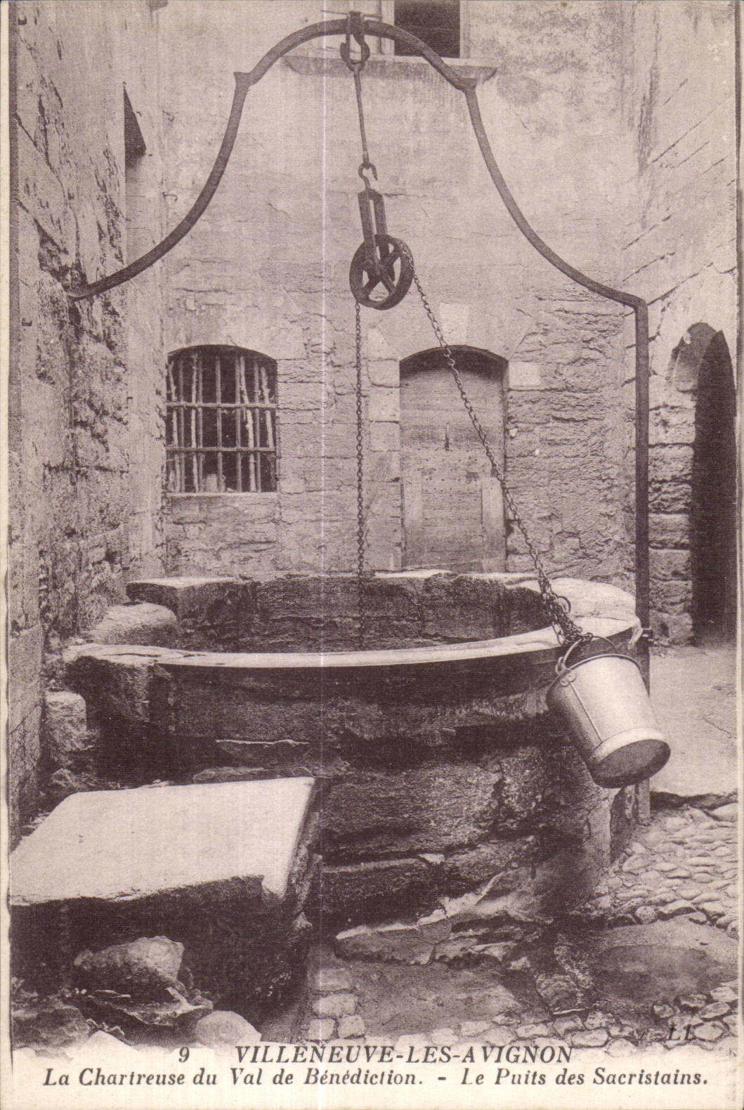 CPA Villeneuve Avignon el chartreuse del valle de la bendicion bien de los sacristanes