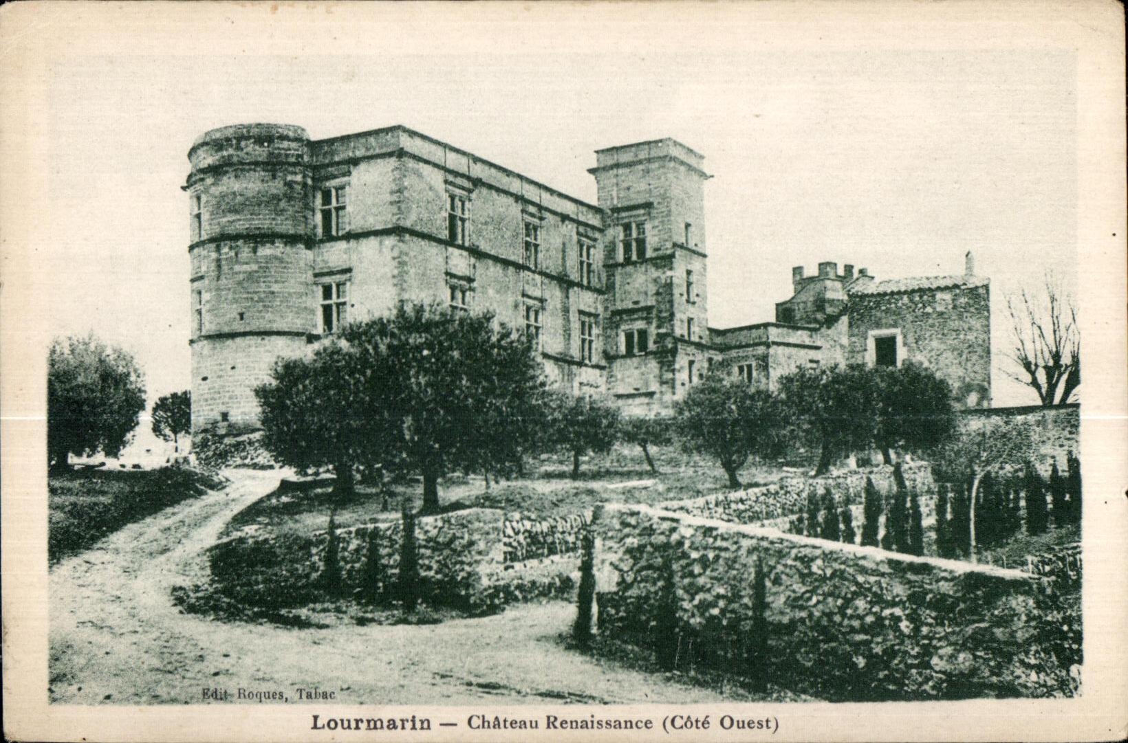 CPA Lourmarin Castle Renaissance Western Dimension