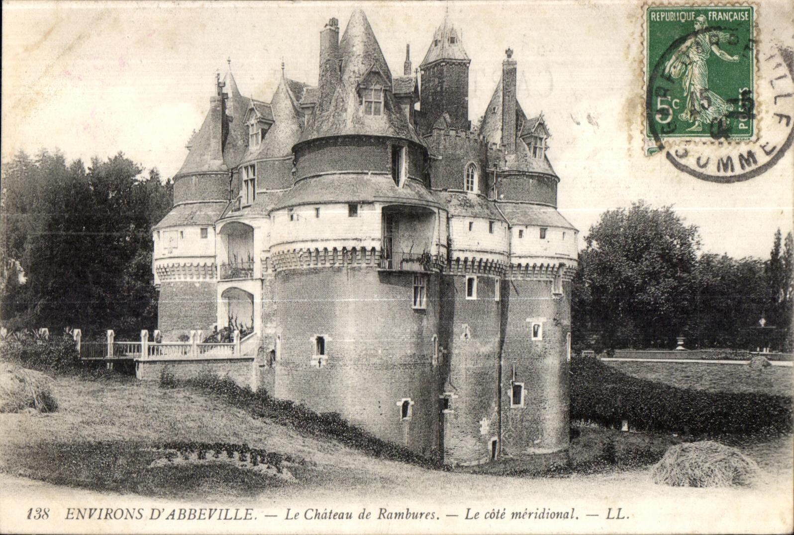 CPA Environs Abbeville the Castle of Rambures dimensions It southernmost