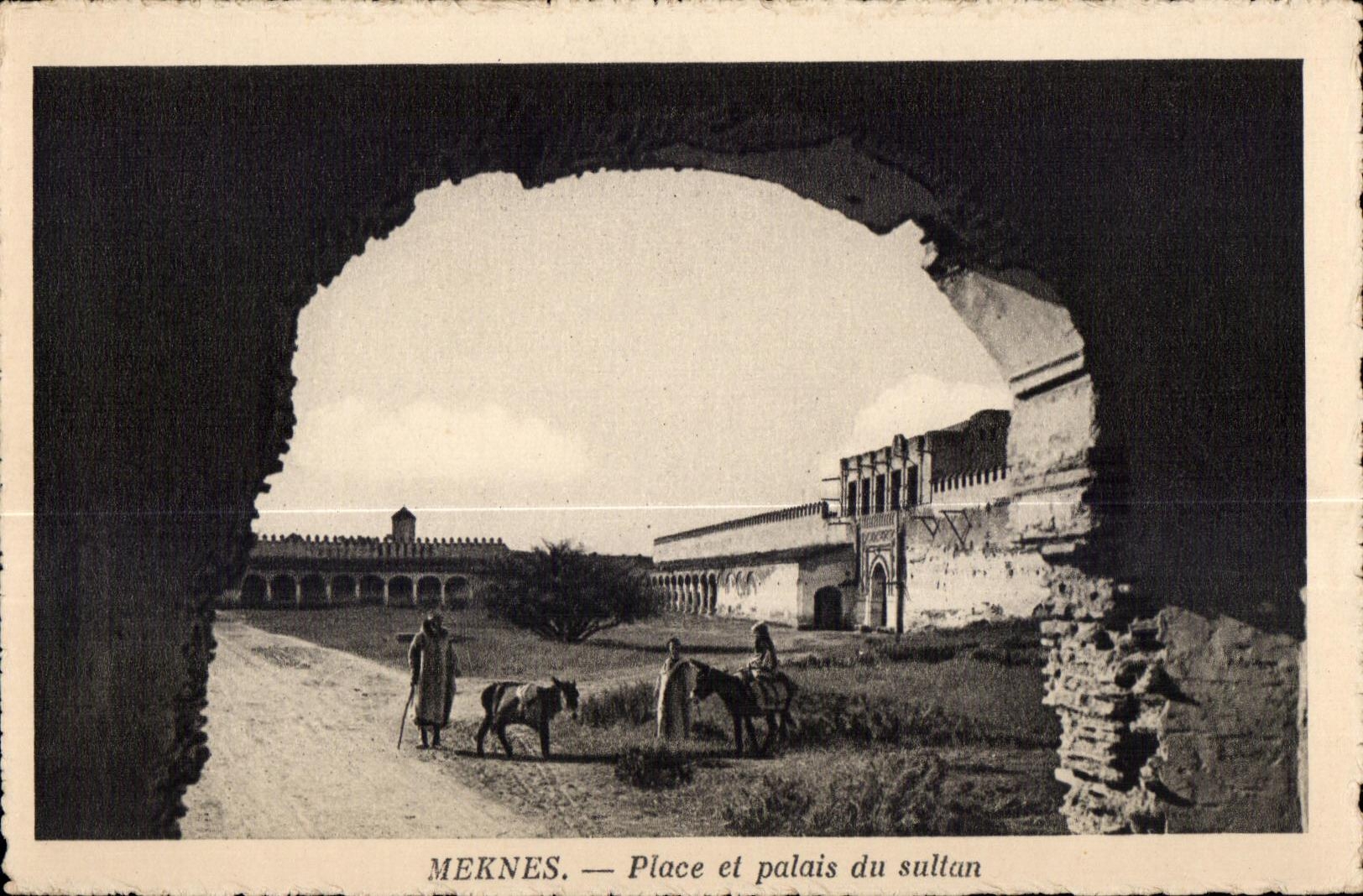CPA Maroc Meknes Place et palais du sultan