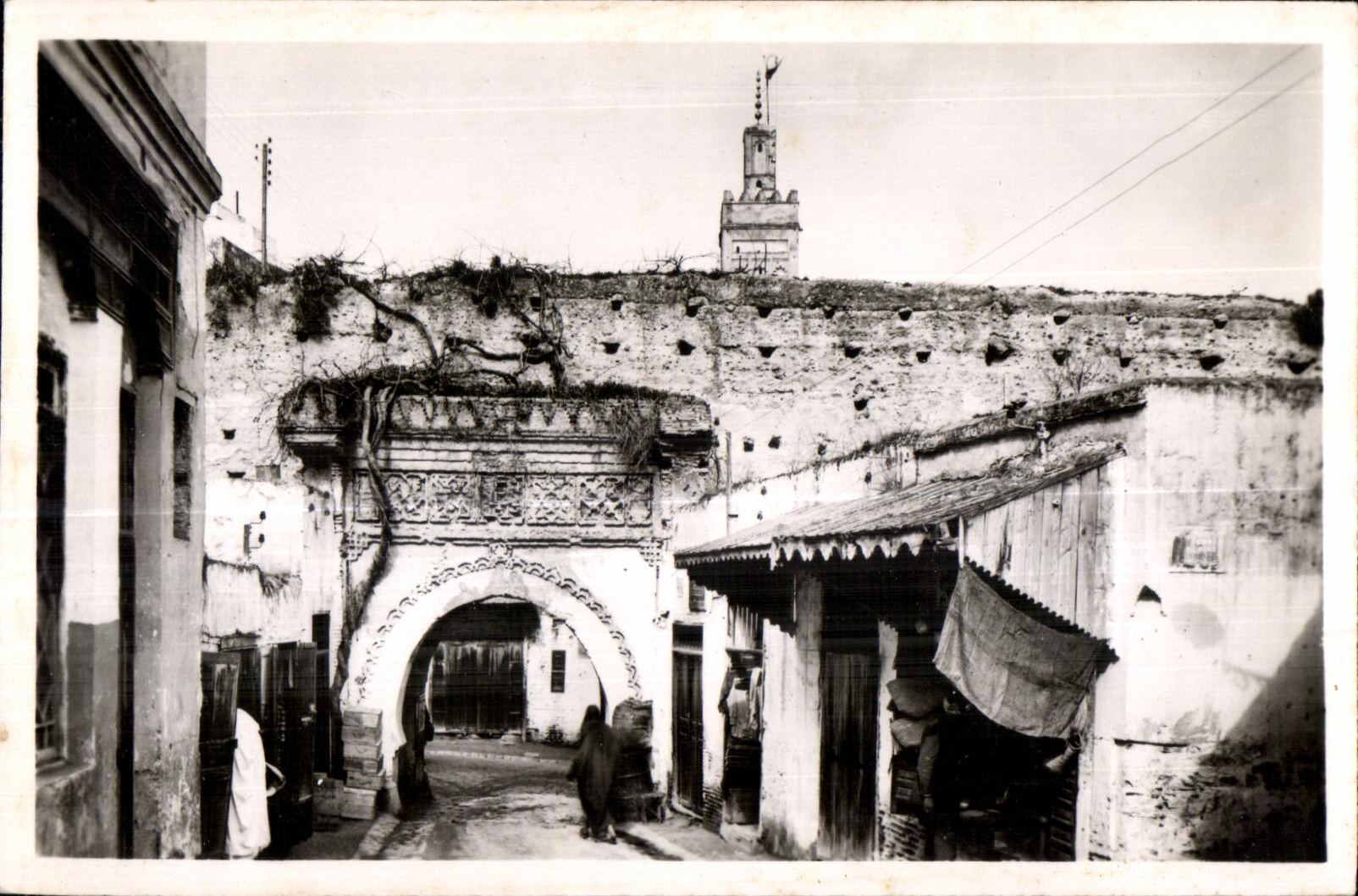 CPA Maroc Meknes Entree du Quartier Djernaa Zitouna