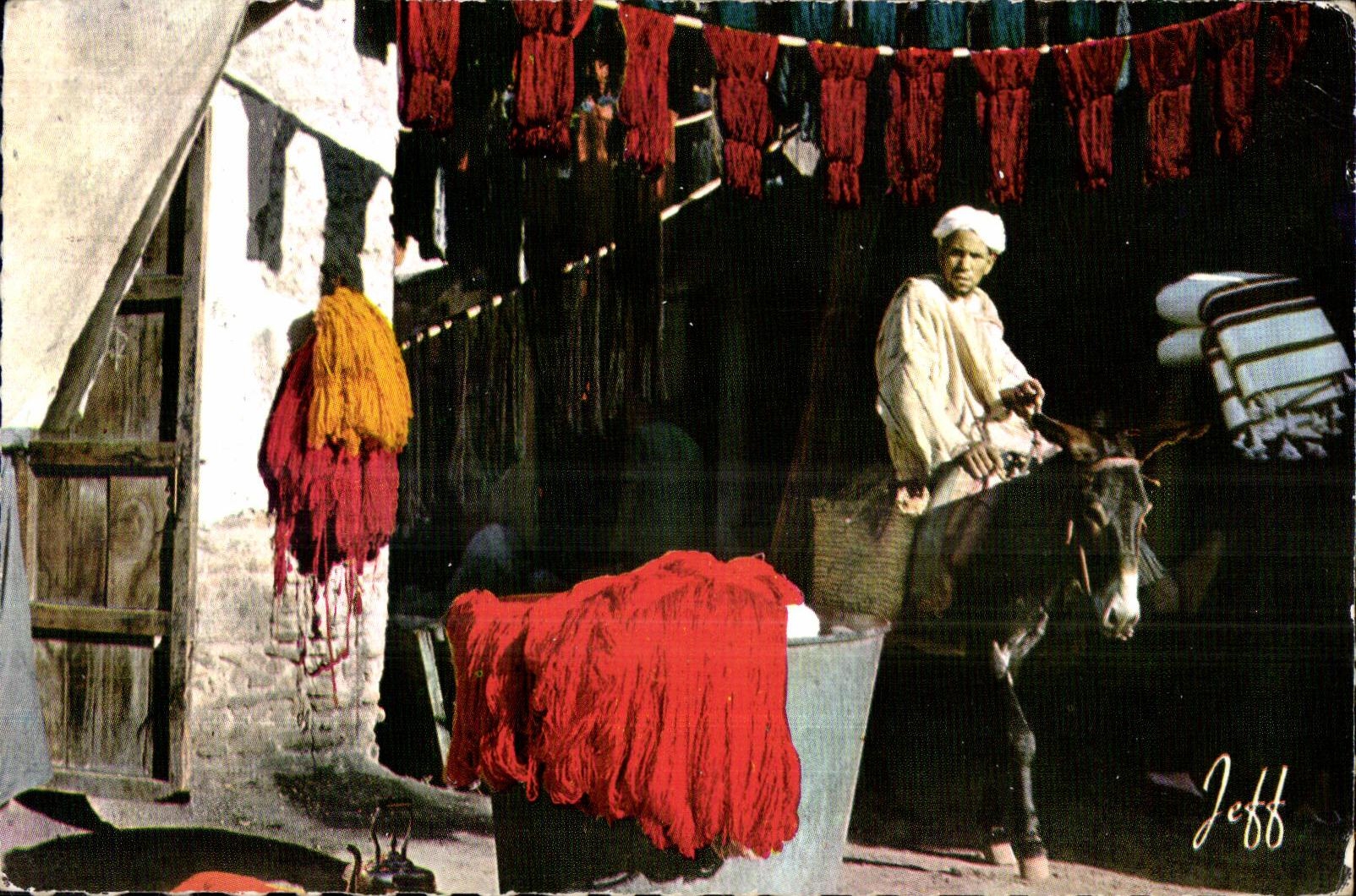 CPA Picturesque Morocco Morocco the Souk of the Dyers Picturesque Morocco The sauk off the dyer Ass Donkey