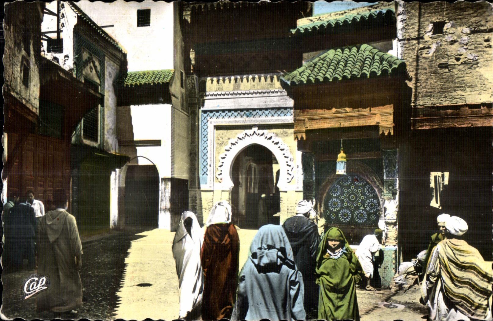 CPA Maroc Fez Place et Fontaine Nejjarine
