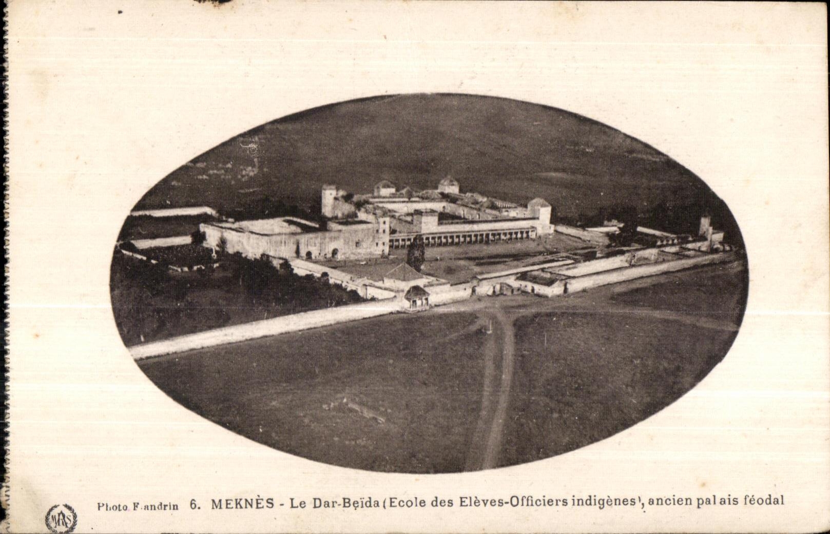 CPA Maroc Meknes Le Dar Beida (ecole des Eleves Officiers indigenes ancien palais feodal
