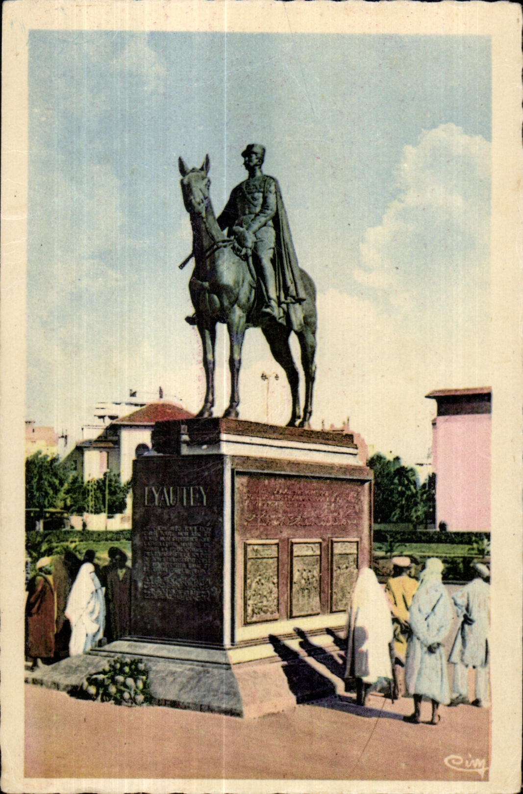 CPA Maroc Casablanca Statue du Marechal Lyautey