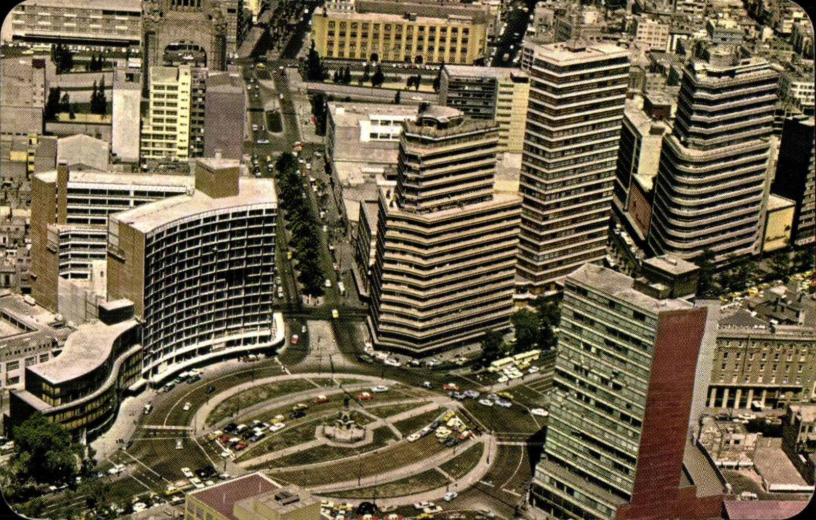 CPA Vista aerea de la Glorieta Clon Mexico Air view of Clumbus Circle in modern mexico