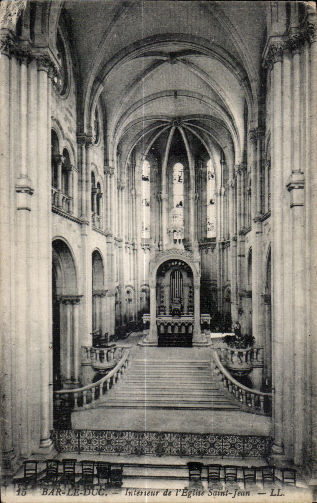 CPA Bar the Interior Duke of I Church Saint Jean