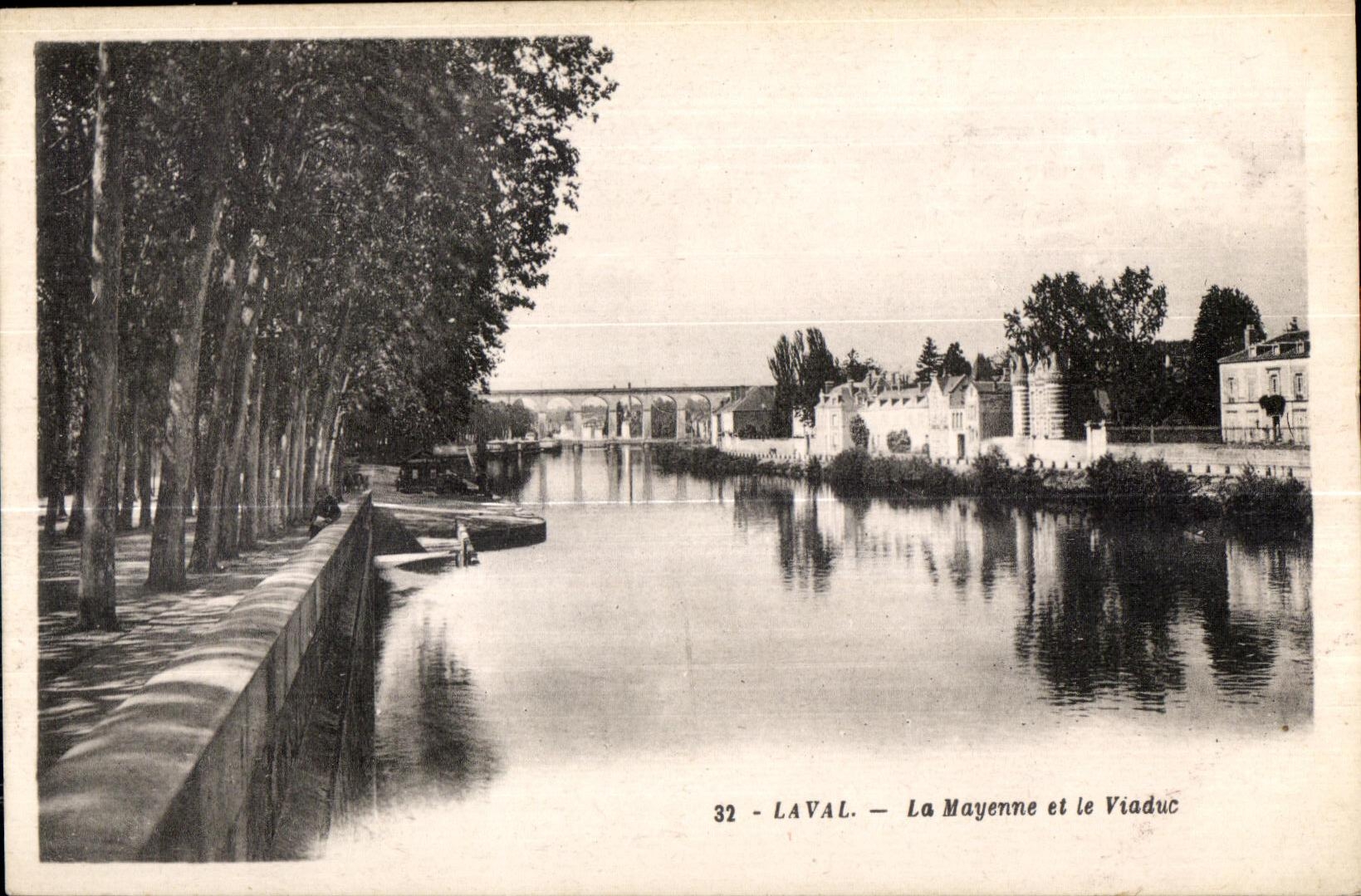 CPA Laval Mayenne y el viaducto