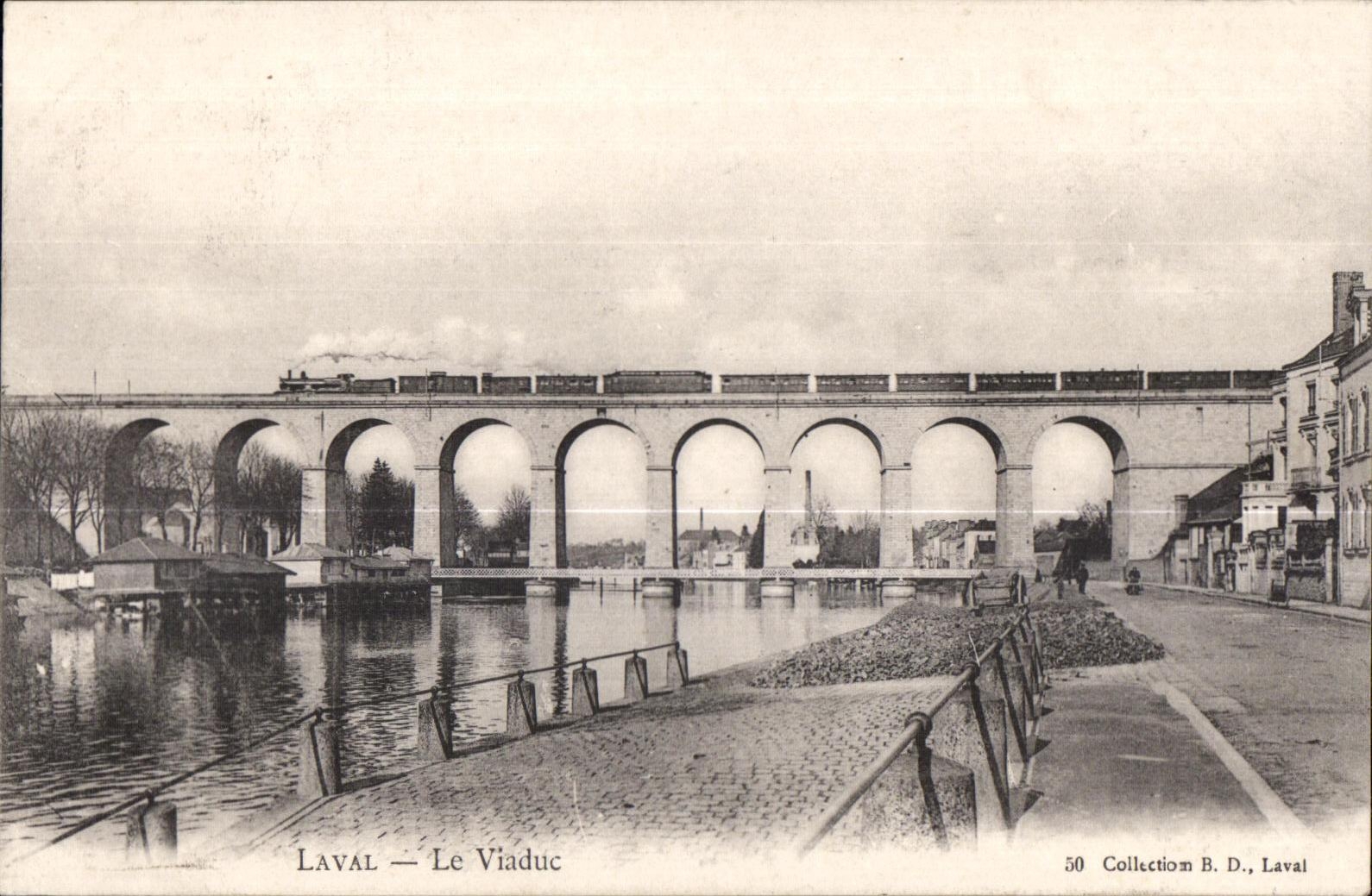 CPA Laval el tren del viaducto