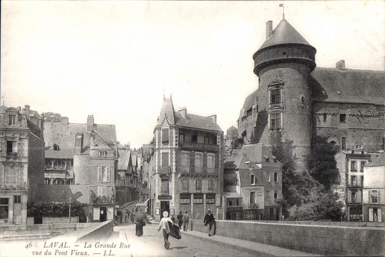 Calle principal de CPA Laval