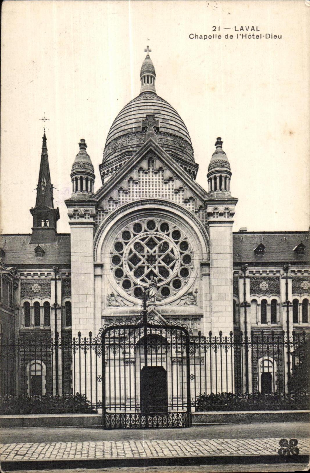 CAmara acorazada de CPA Laval de dios del hotel