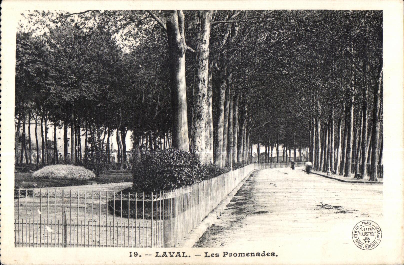 Poumenades de CPA Laval