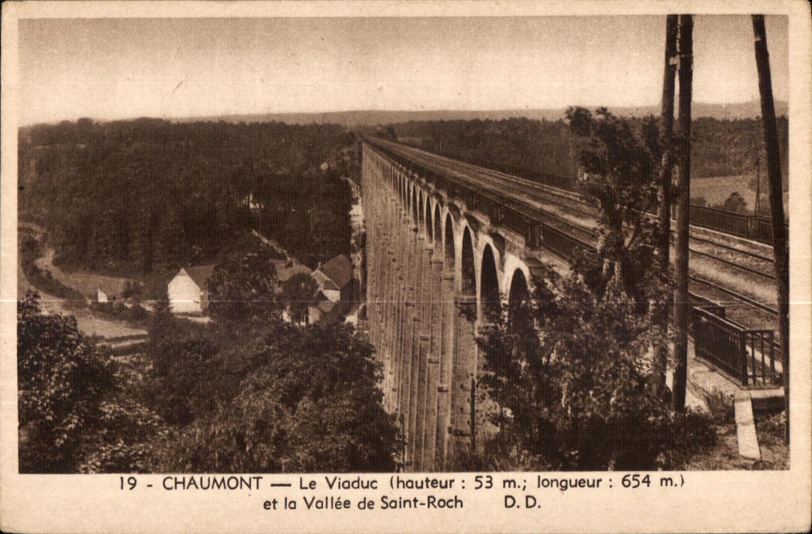 CPA Chaumont Le Viaduc et la Vallee de Saint Roch