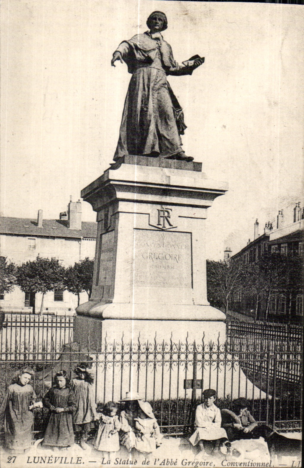 CPA Luneville Statue of Conventional Gregoire Abbot Children