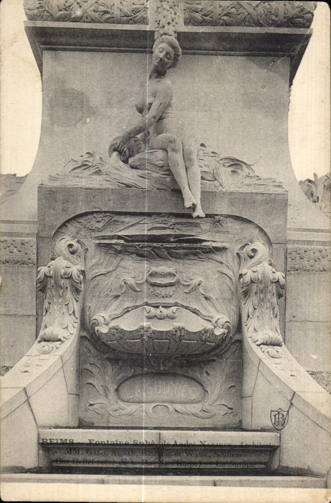 Reims Fountain Sube de Andre Narjoux Architect MISTERS Gaso Auban Baralis and Wary Seulpteurs Seen from of the street Buirette