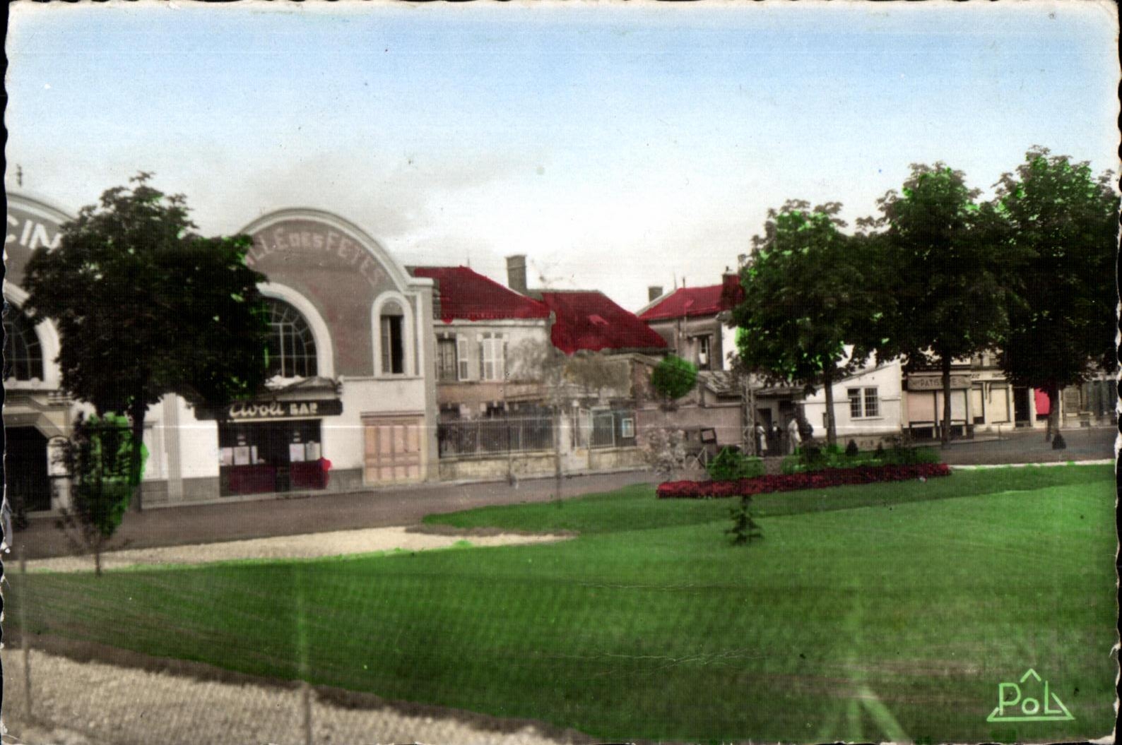 Mourmelon Large the Public garden