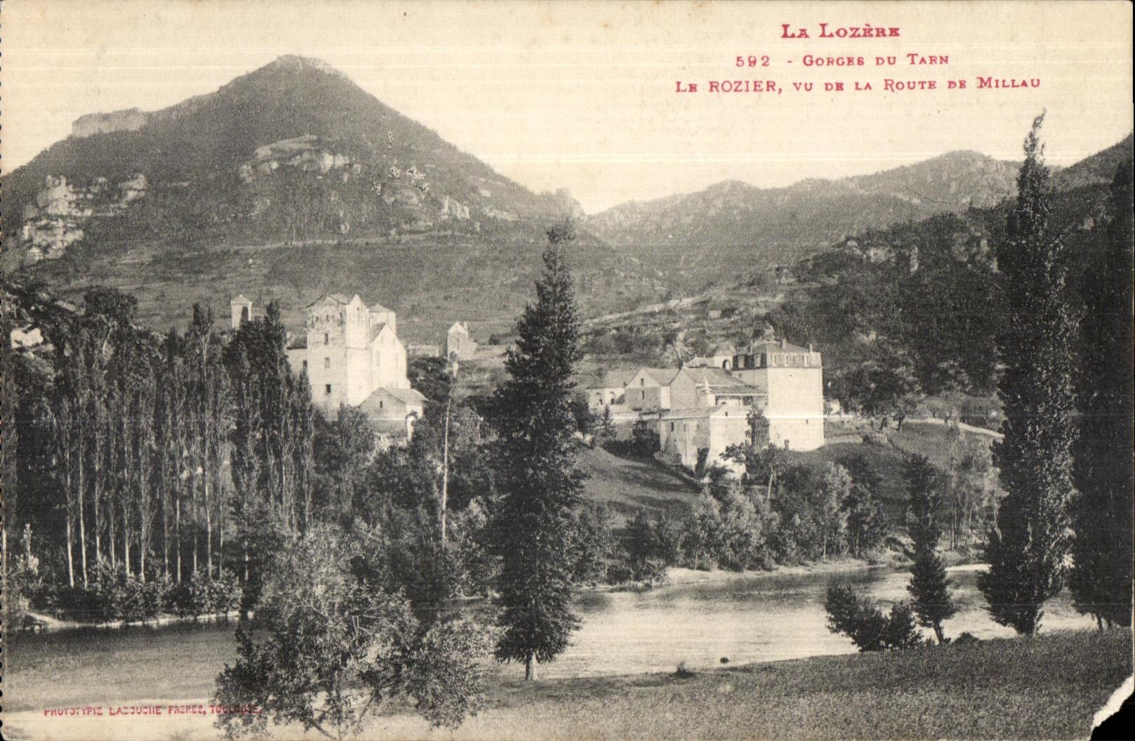 La Lozere Gorge du Tarn La Rozier Vu de La Route de Millau
