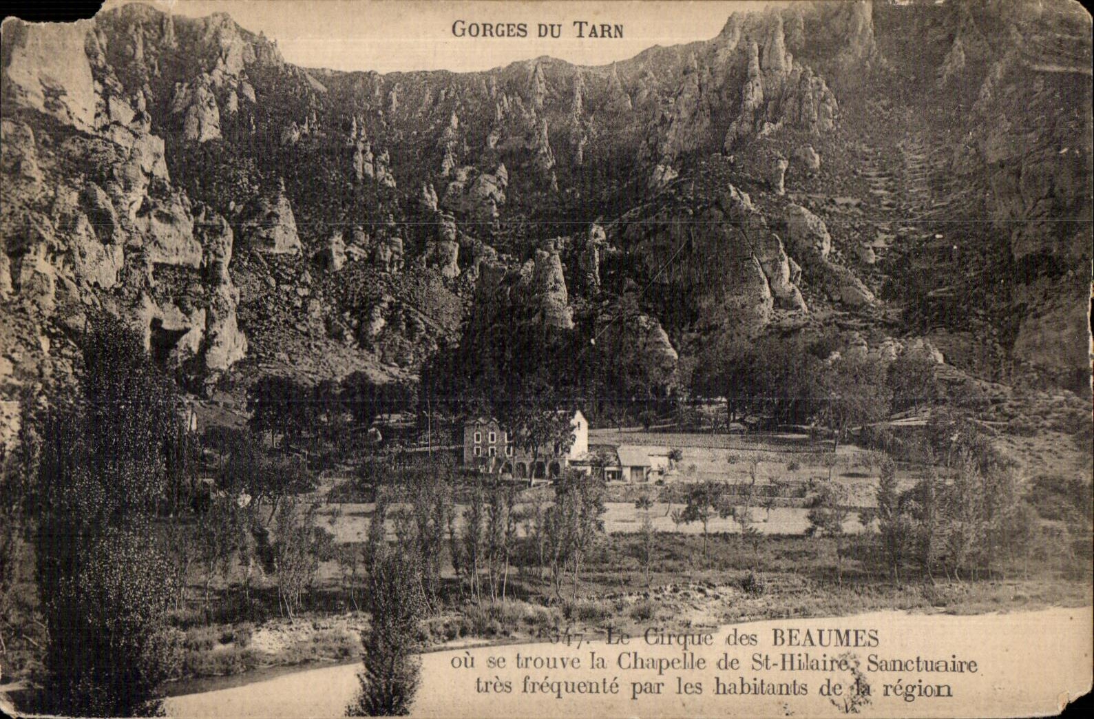 CPA Gorges du Tarn Le Cirque des Beaumes ou se trouve la Chapelle de St Hilaire Sanctuaire tres frequente par les