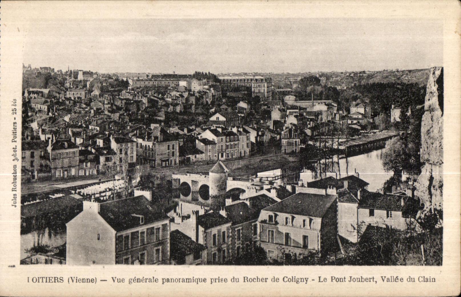 CPA Poitiers Vue generale panoramique prise du Rocher de Coligny Le Pont Joubert Vallee du Clain