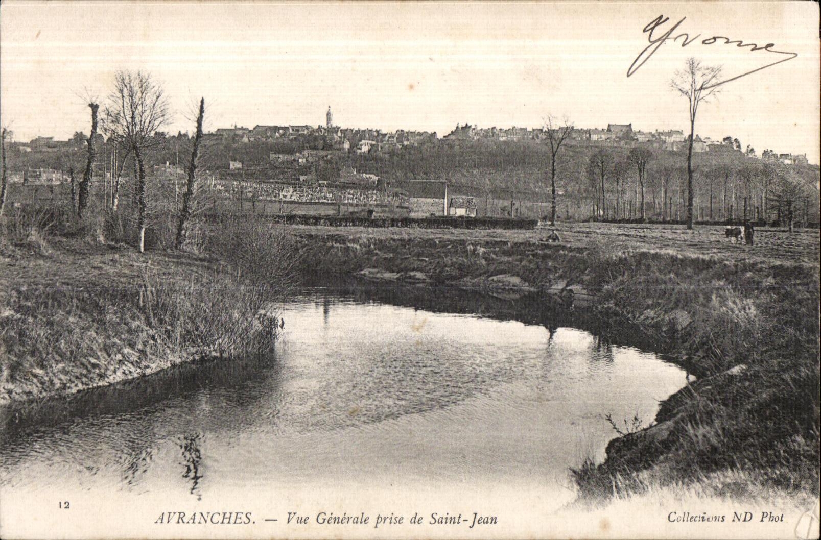 CPA Avranches vue generale prise de saint jean